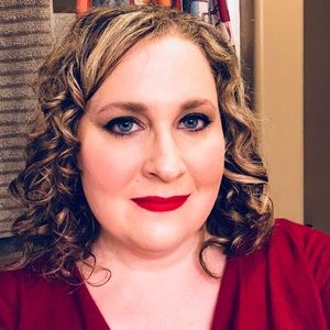 Meet your Posher, Lesley